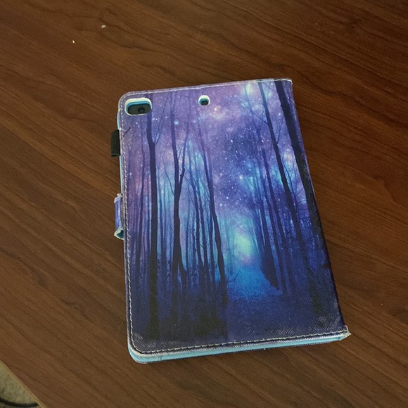 IPad mini, with case - Picture 5 of 5